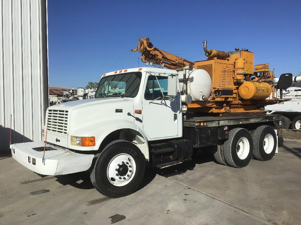 Used Pressure Digger | 1994 International 4900 Texoma 330 | Stock No. 90687